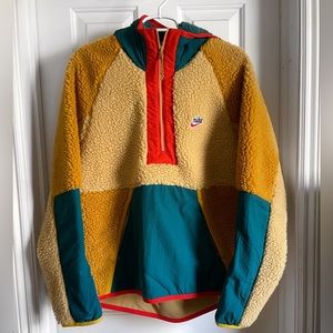 Nike Sherpa Heritage Half Zip Up